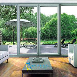 Giá cửa nhựa lõi thép 6 cua nhua loi thep