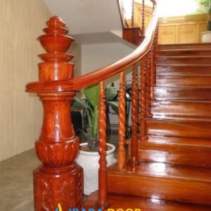 Tay vịn cầu thang gỗ 2