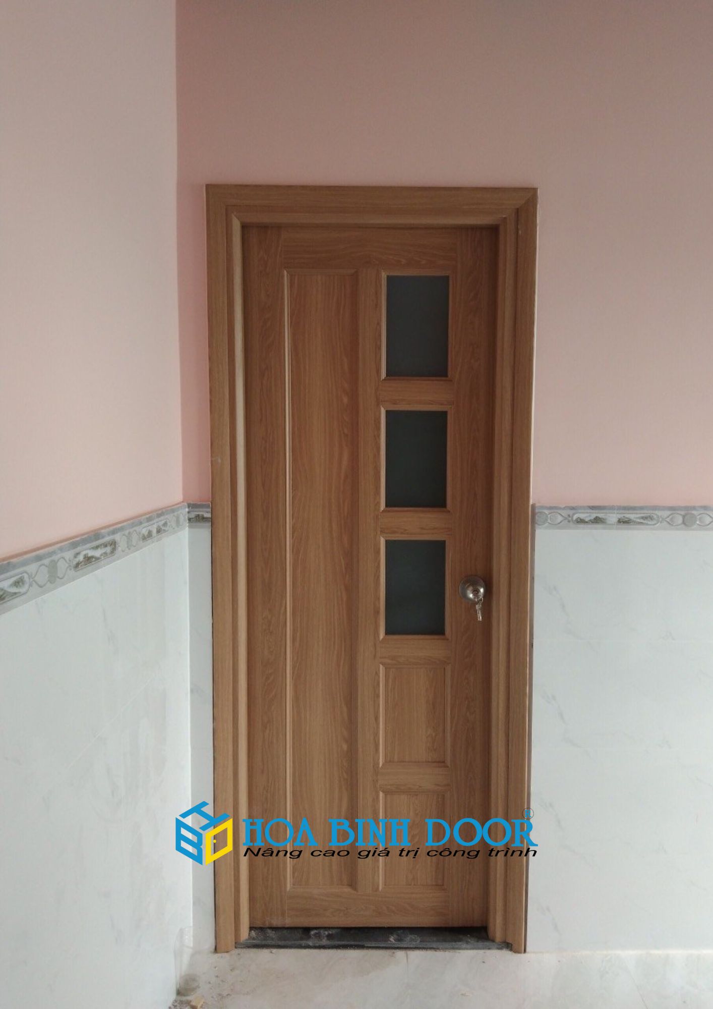 Cửa nhựa nhà vệ sinh giá rẻ tại Quận 1