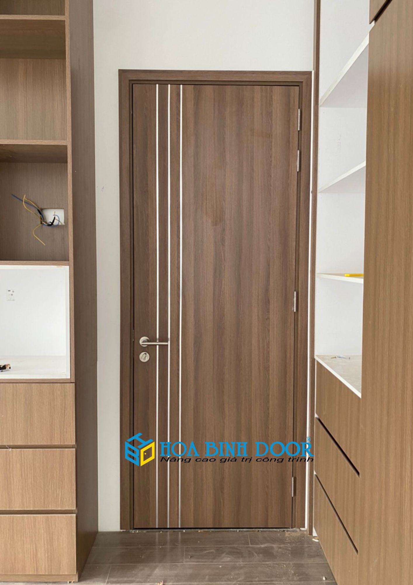 Cửa gỗ công nghiệp cao cấp tại Quận 4