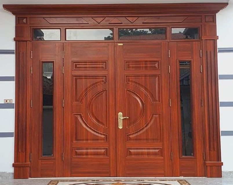 Cửa thép vân gỗ có tốt không - chi phí hợp lý